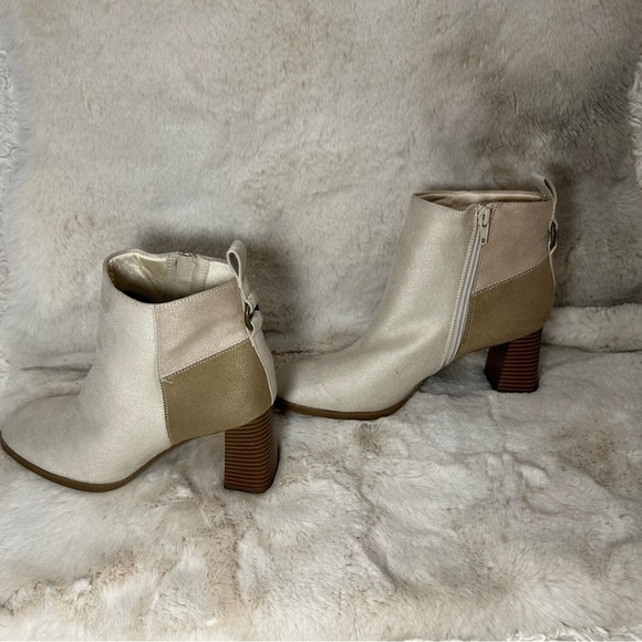 New Life Stride Women's Foxy Ankle Bootie Almonds 7.5 - Picture 4 of 7